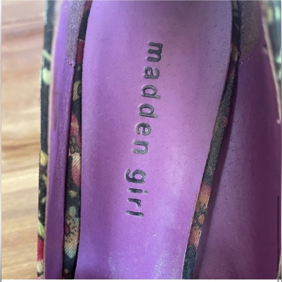 Madden Girl Black Floral Heels - Picture 5 of 5